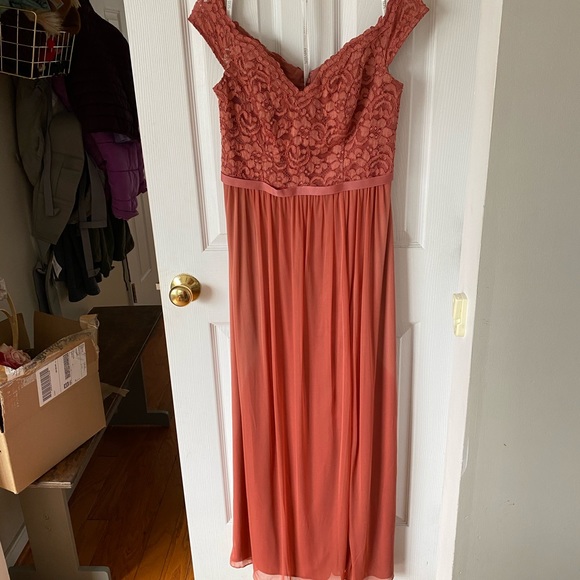 David’s bridal - Sedona size 8 - Picture 1 of 2